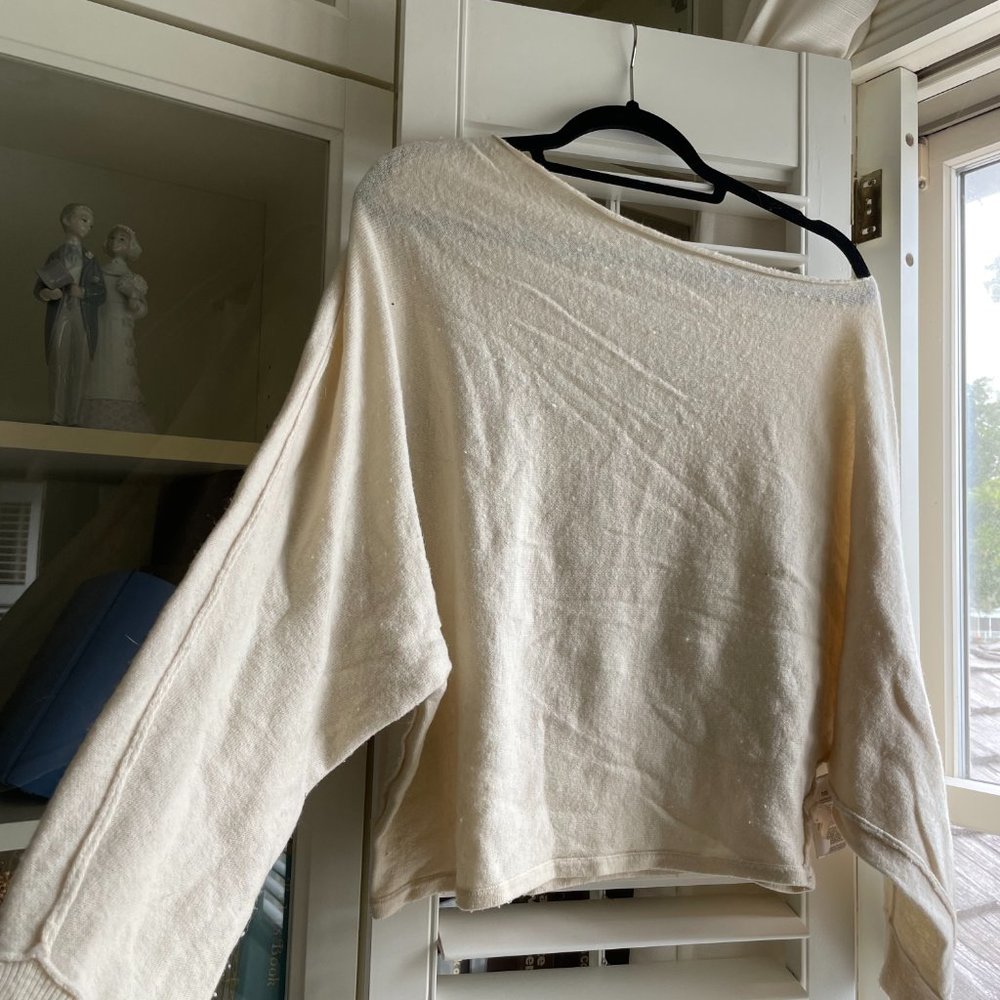 BCBGMaxAzria Off the Shoulder Cream Cashmere Blend Sweater - M